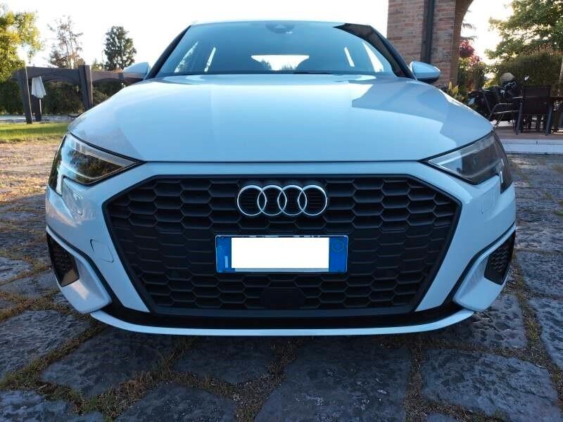 Audi A3 SPB 35 TFSI S tronic G-TRON Business Advanced