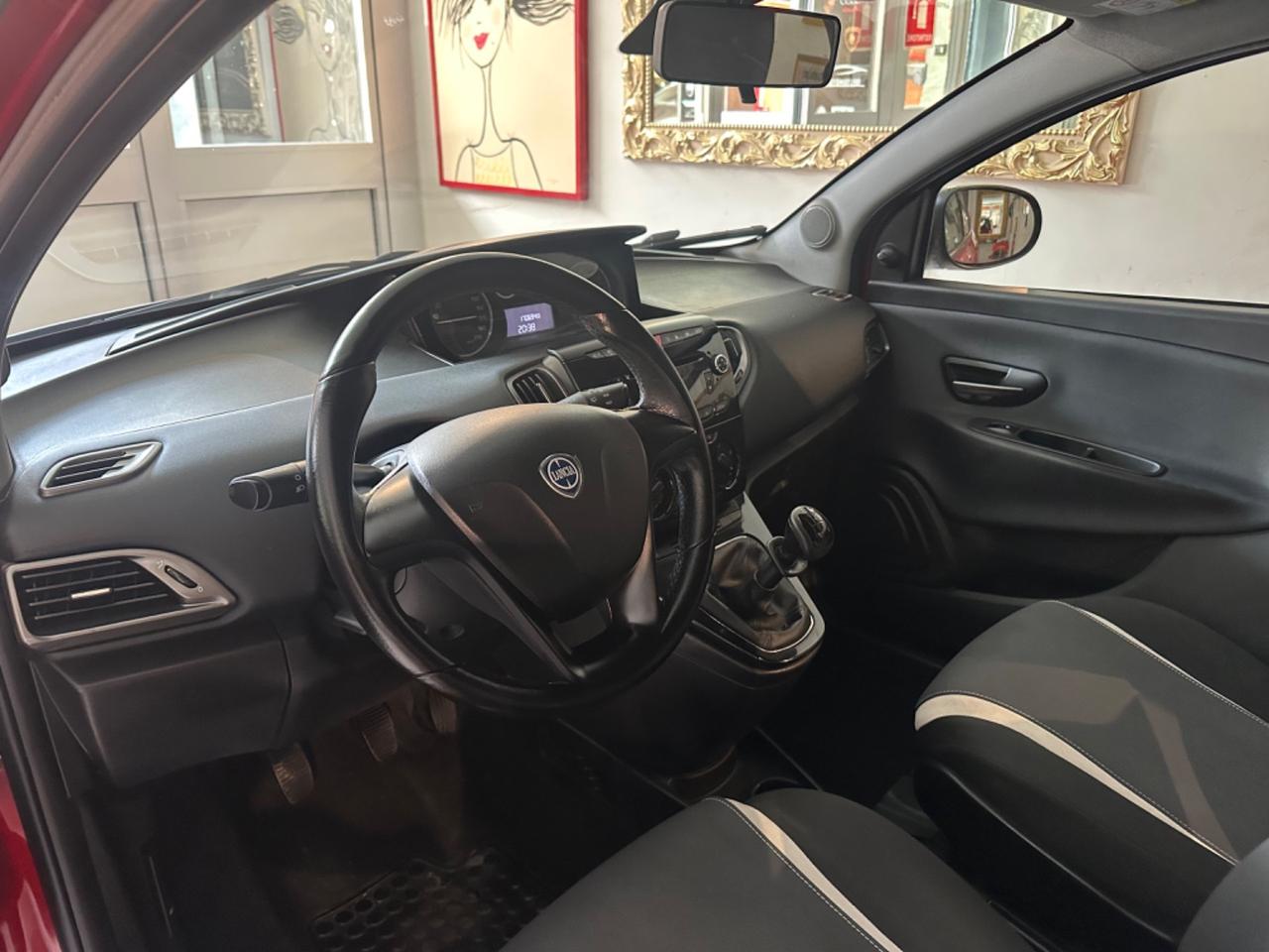 Lancia Ypsilon 1.2 /FINANZIAMENTI / GARANZIA