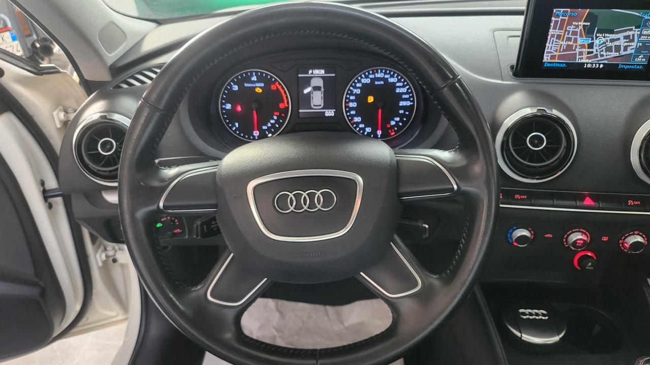 Audi A3 1.6 TDI sline Targa EZ090GL