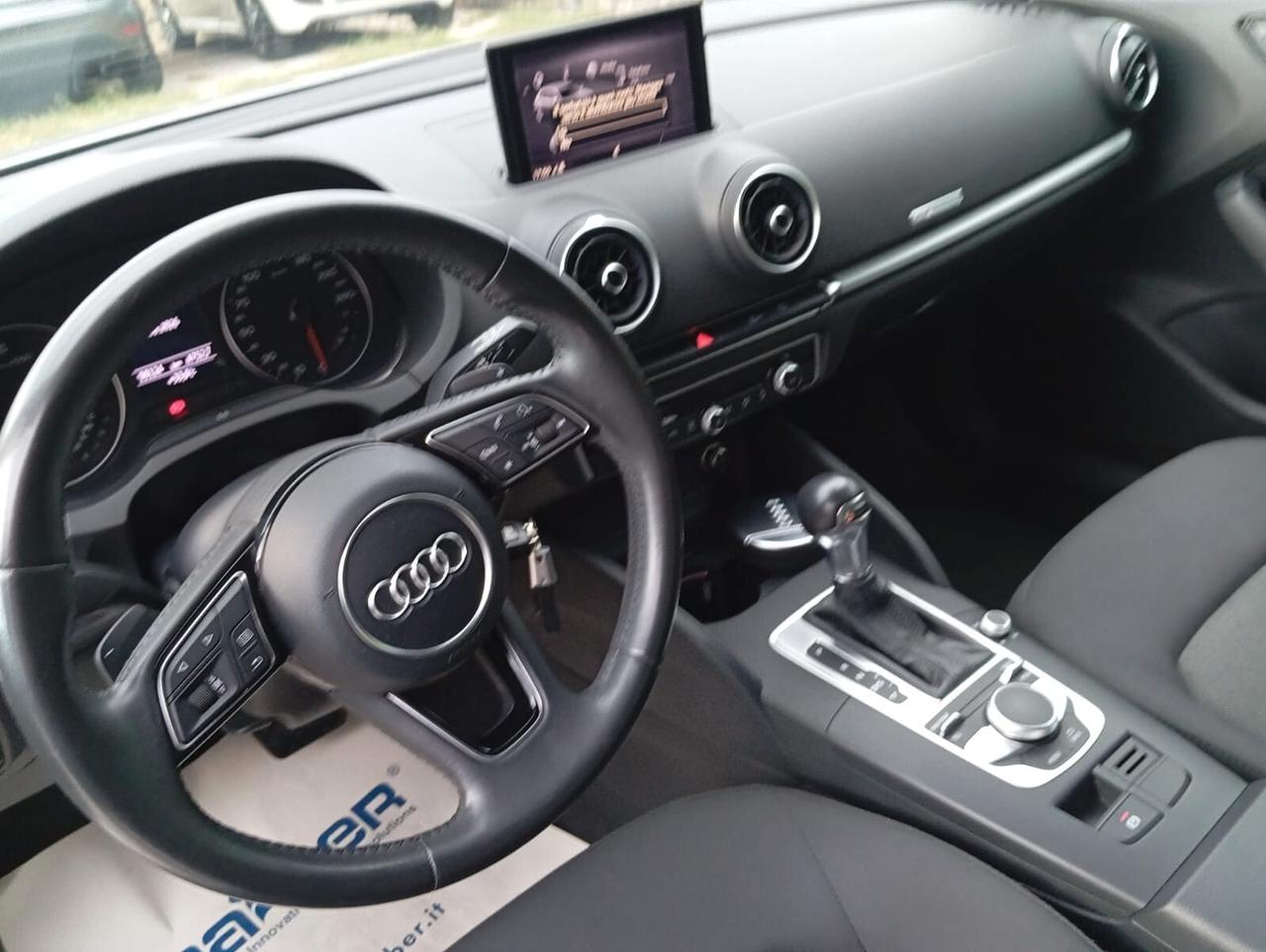 Audi A3 1.6 TDI 116 CV S tronic Business unipro km 98000