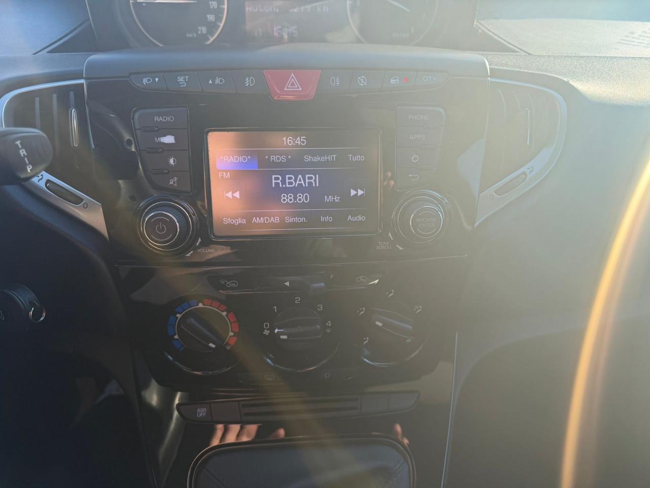 Lancia Ypsilon 1.0 FireFly 5 porte S&S Hybrid Ecochic Gold