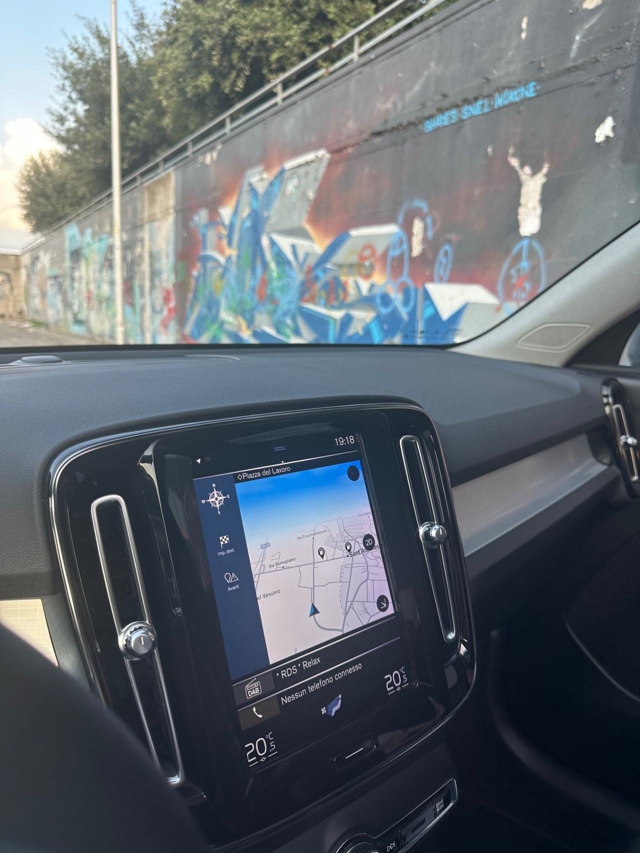 Volvo XC40 D3 2.0 150CV AUT/TETTO/LED/PELLE