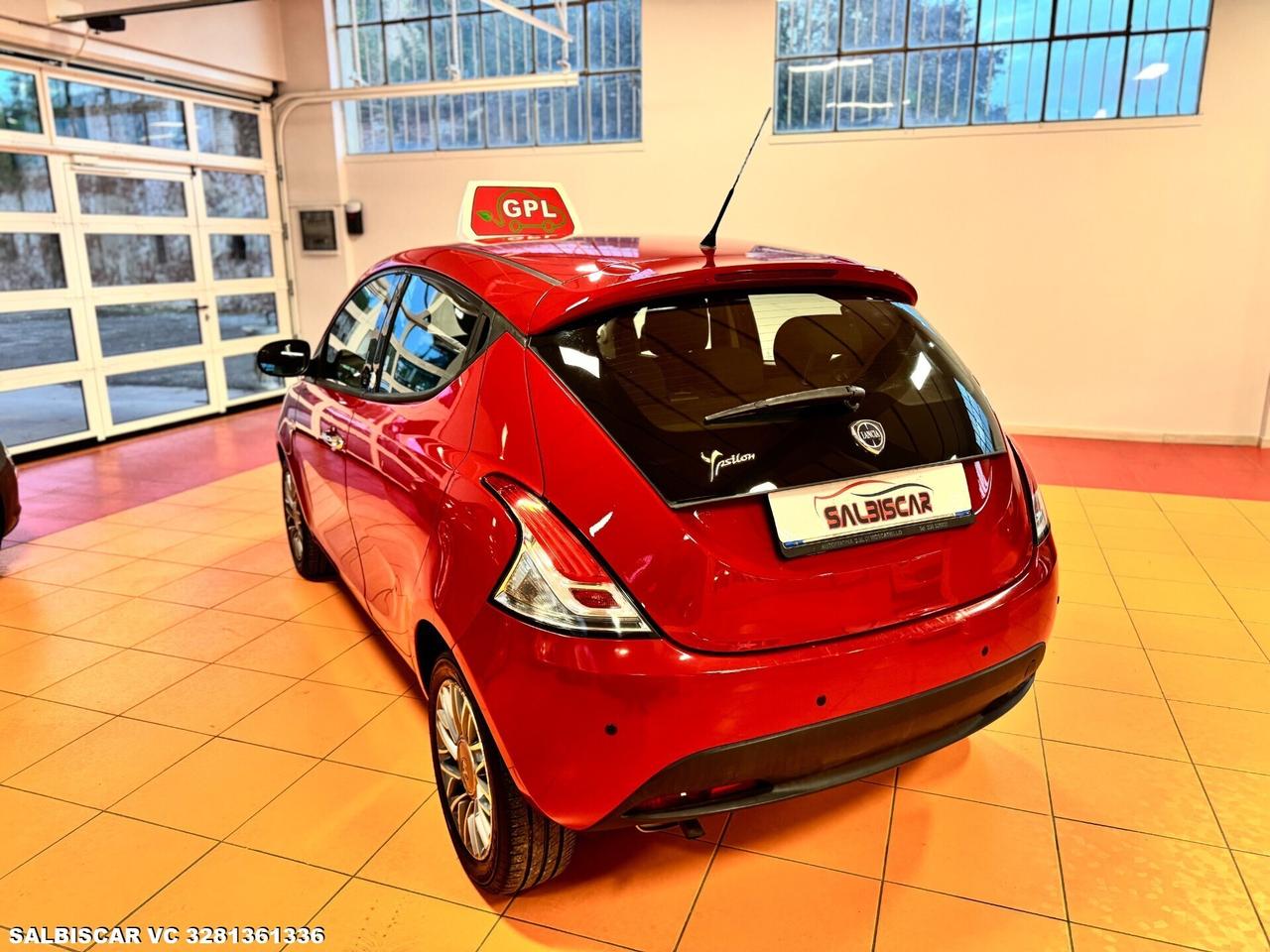 Lancia Ypsilon 1.2 69 CV 5 porte GPL Ecochic Gold