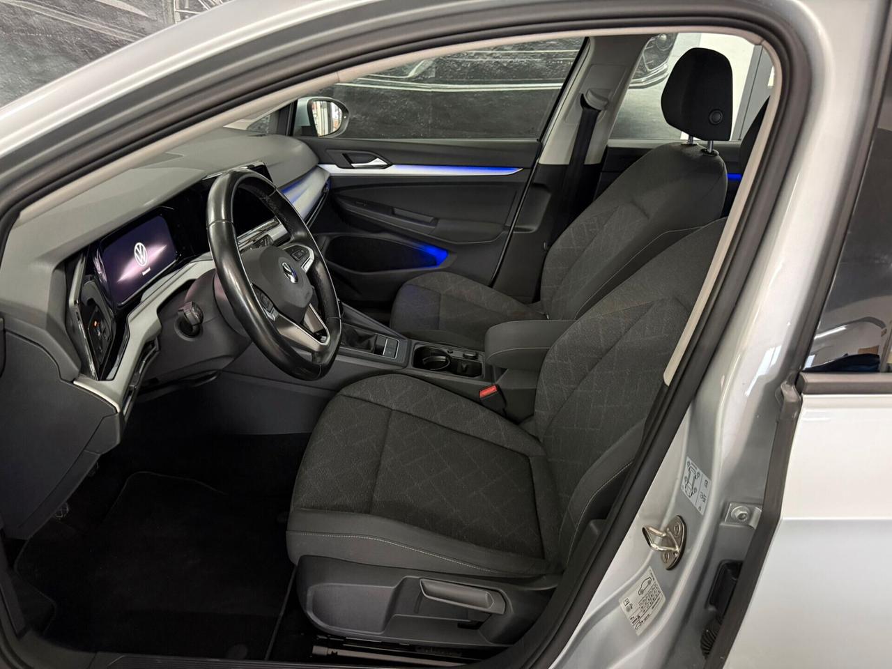 Volkswagen Golf 8 2.0 TDI DSG SCR Style