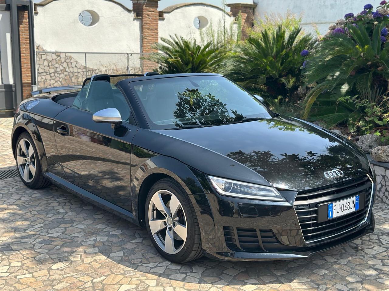 Audi TT Roadster 2.0 TDI 184CV ultra Design 2016