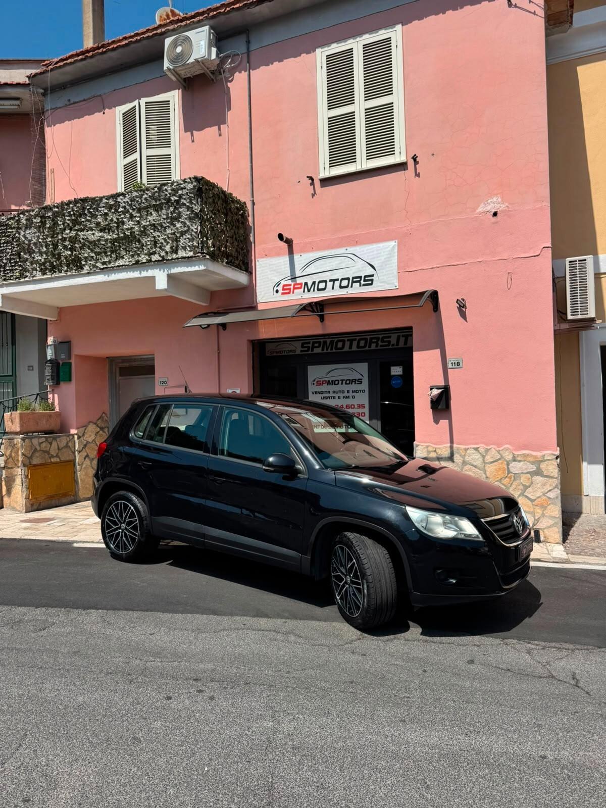 Volkswagen Tiguan 2.0 TDI 140 cv Sport & Style, ADATTA A NEOPATENTATI, TAGLIANDI CERTIFICATI, OTTIMO STATO