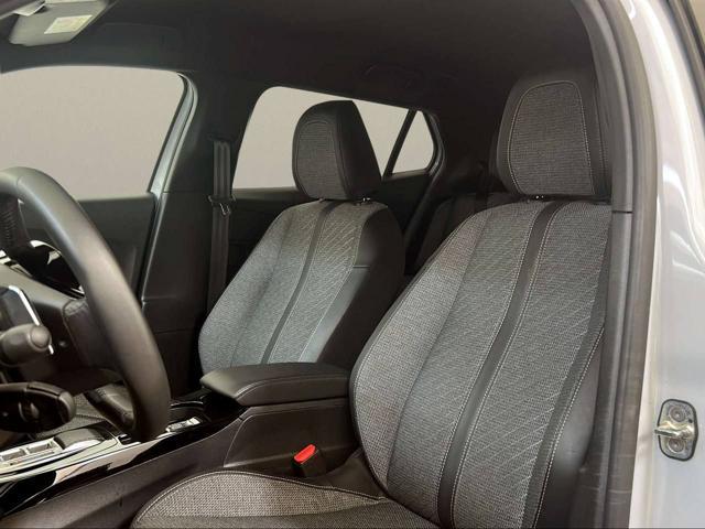 PEUGEOT 2008 PureTech 130 S&S EAT8 Allure