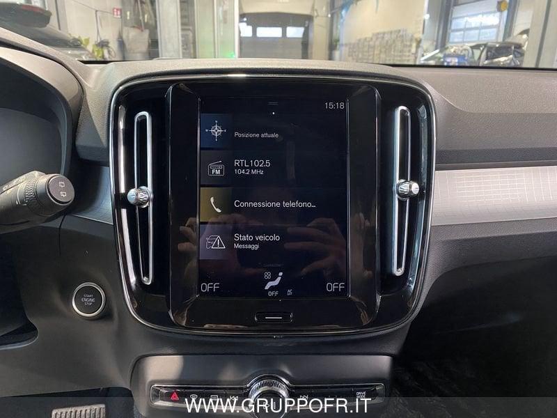 Volvo XC40 B4 AWD Geartronic Momentum Pro