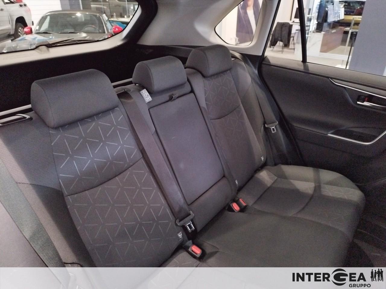 TOYOTA Rav4 2.5 vvt-ie h Style 2wd 218cv e-cvt