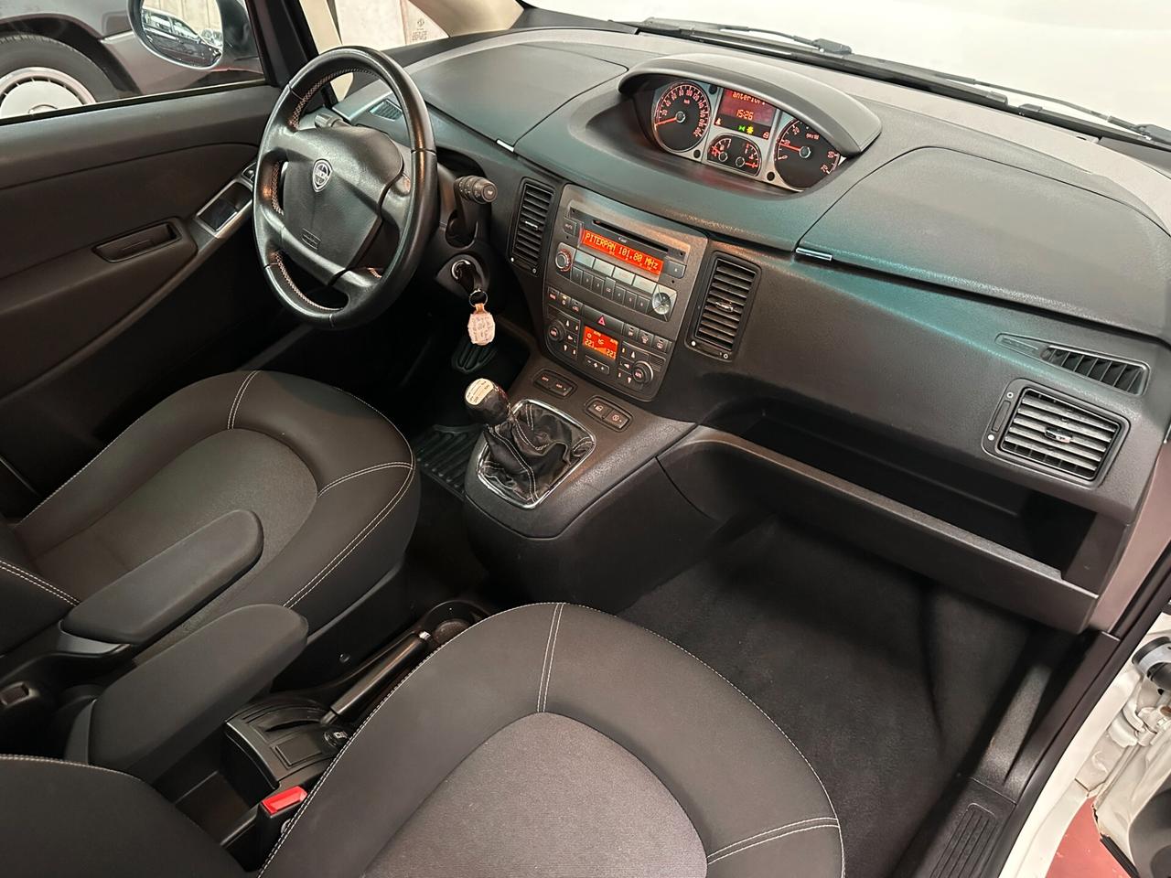 Lancia MUSA 1.3 Mjt 95 CV Diva 2012