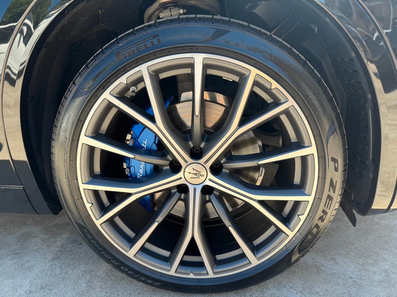 Maserati Grecale 330 cv AWD Modena