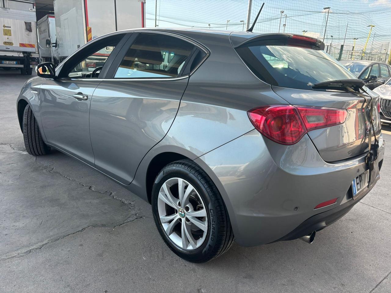 Alfa Romeo Giulietta 1.6 JTDm-2 105 CV Exclusive