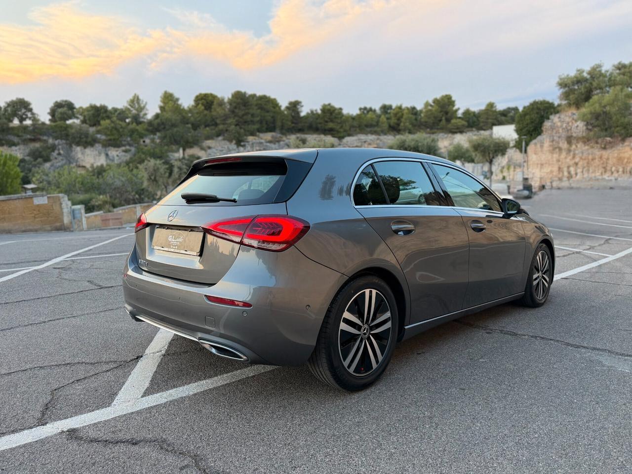Mercedes A180 SPORT/1500 116CV/AUTOMATICA/VIRTUAL 10.25