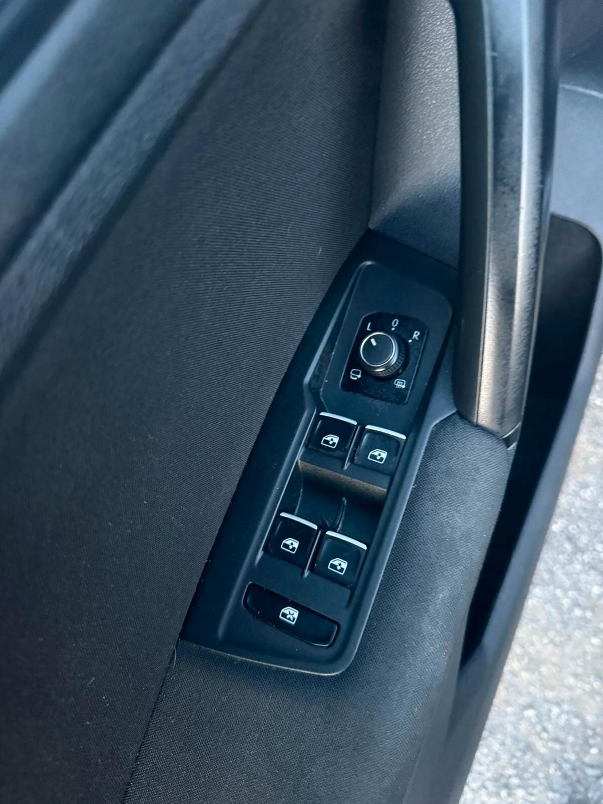 Volkswagen Tiguan 150CV DSG7