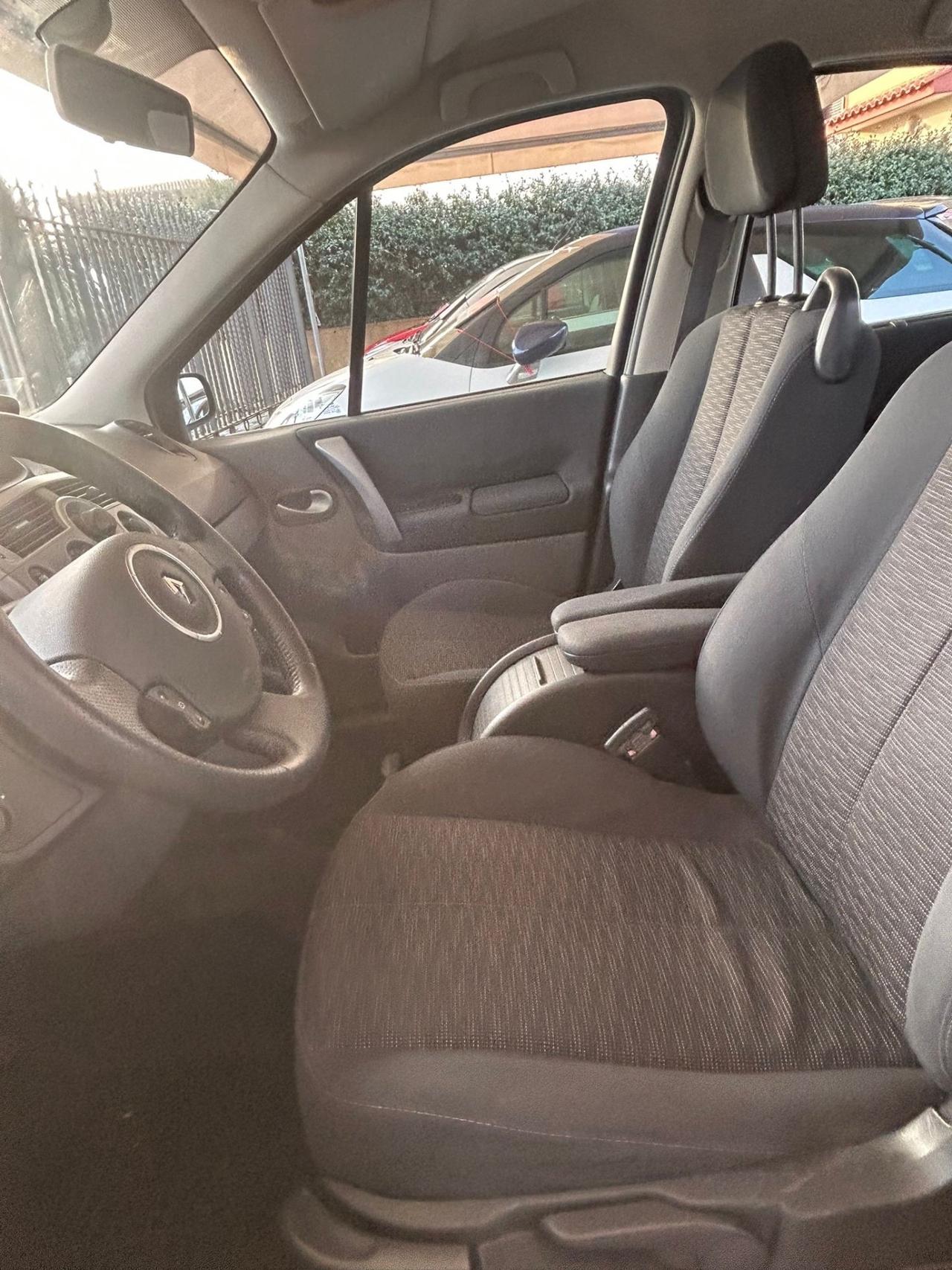 Renault Scenic Scénic 1.5 dCi/105CV Serie Speciale PlayStation Portable