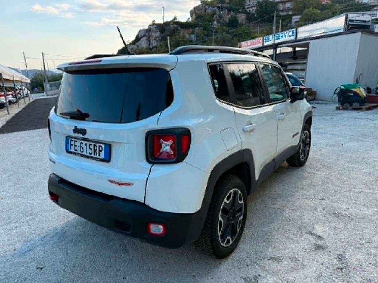 Jeep Renegade 2.0 Mjt 170CV 4WD Trailhawk