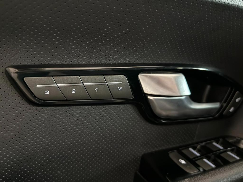 Land Rover Range Rover Evoque 5 Porte Range Rover Evoque 5p 2.2 sd4 Dynamic 190cv auto 9m