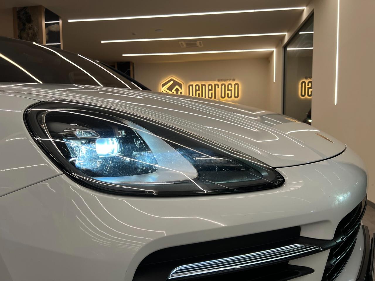 Porsche Cayenne Coupé 3.0 V6