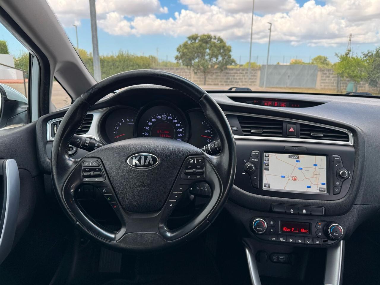 Kia Ceed AUTOCARRO N1 5POSTI