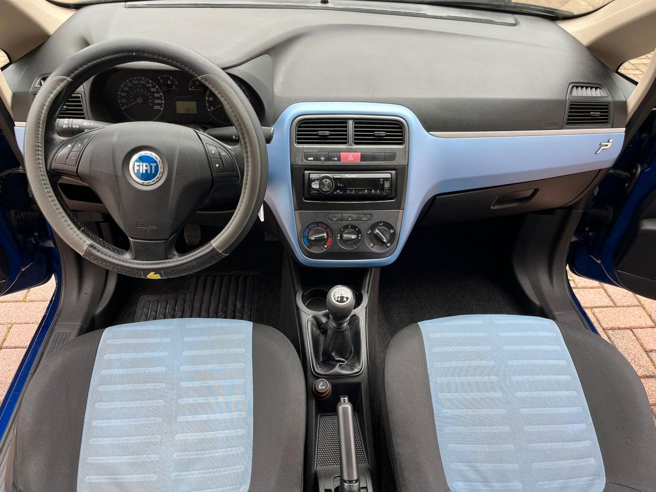 Fiat Grande Punto 1.4 5 porte Dynamic 123000KM