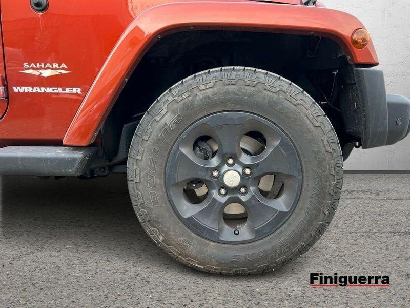 Jeep Wrangler 2.8 CRD DPF Sahara Auto