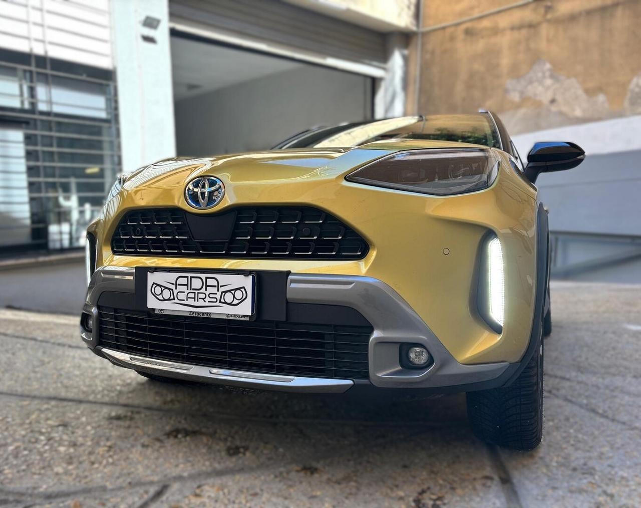 TOYOTA YARIS CROSS HYBRID 1.5 PREMIERE