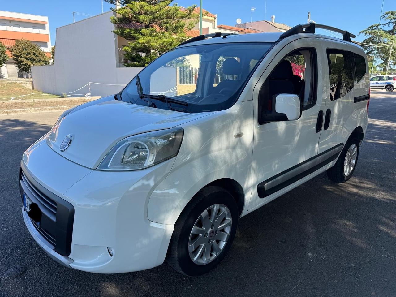 Fiat Qubo 1.3 MJT 95 CV Trekking con navigatore