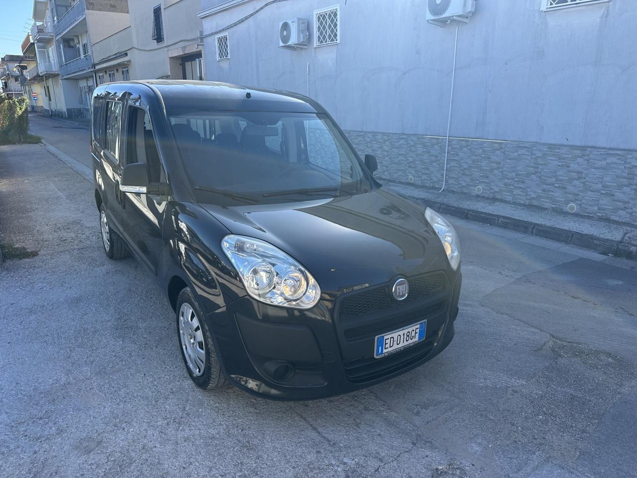 Fiat Doblo 1.6 MJT 105 Cv Emotion 5 Posti Vettura