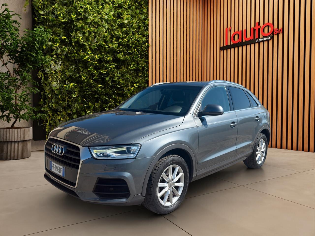 Audi Q3 2.0 TDI 120 CV S-TRONIC