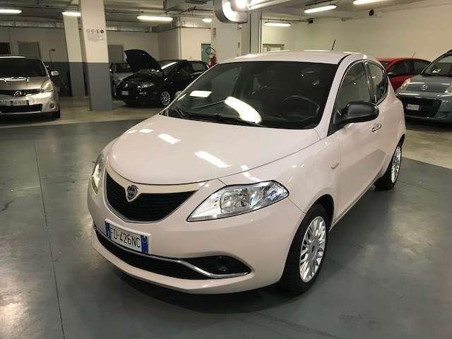 Lancia Ypsilon Ypsilon 1.2 Gold 69cv