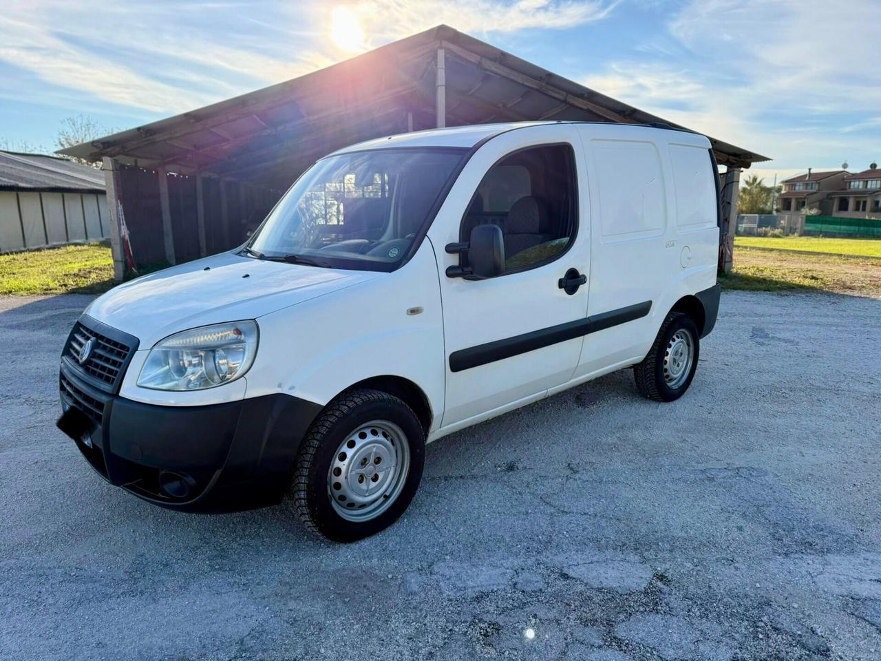 Furgone Fiat Doblò cargo 1.9 MJT 105 CV neopatentati