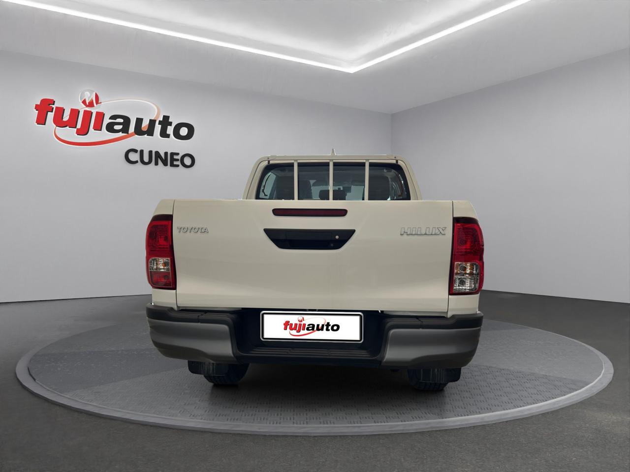 Toyota Hilux MY25 2.8 d-4d double cab Comfort