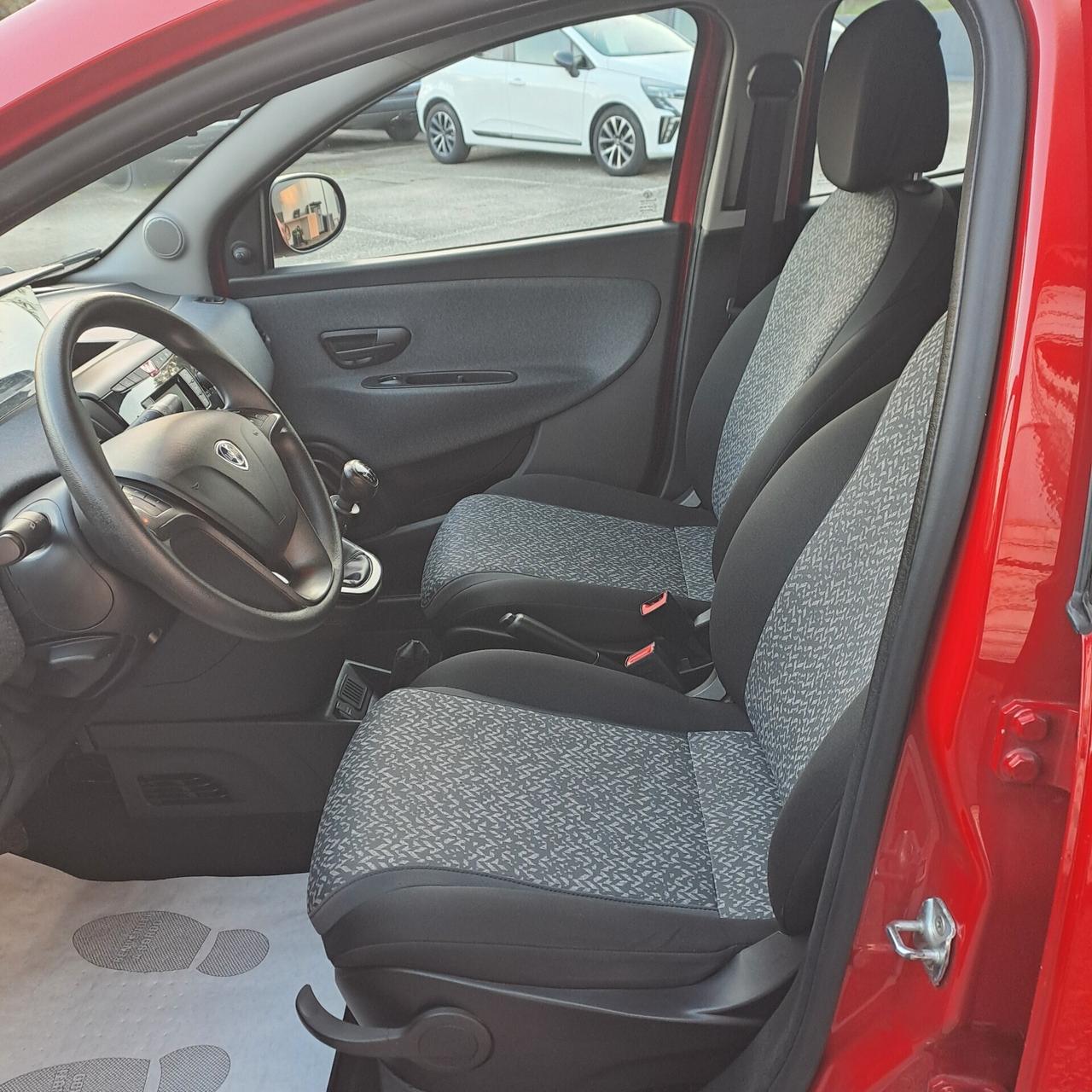 Lancia Ypsilon 1.2 Bz/Gpl 69Cv Ecochic Elefantino Blu