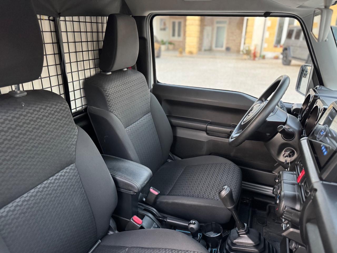 Suzuki Jimny 1.5 5MT PRO ALLGRIP (N1)