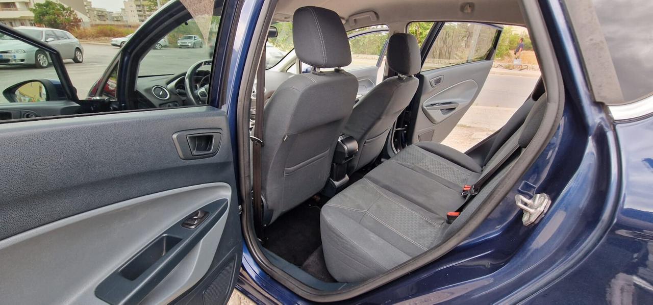 Ford Fiesta 1.2 Benz 5 porte Titanium 2011