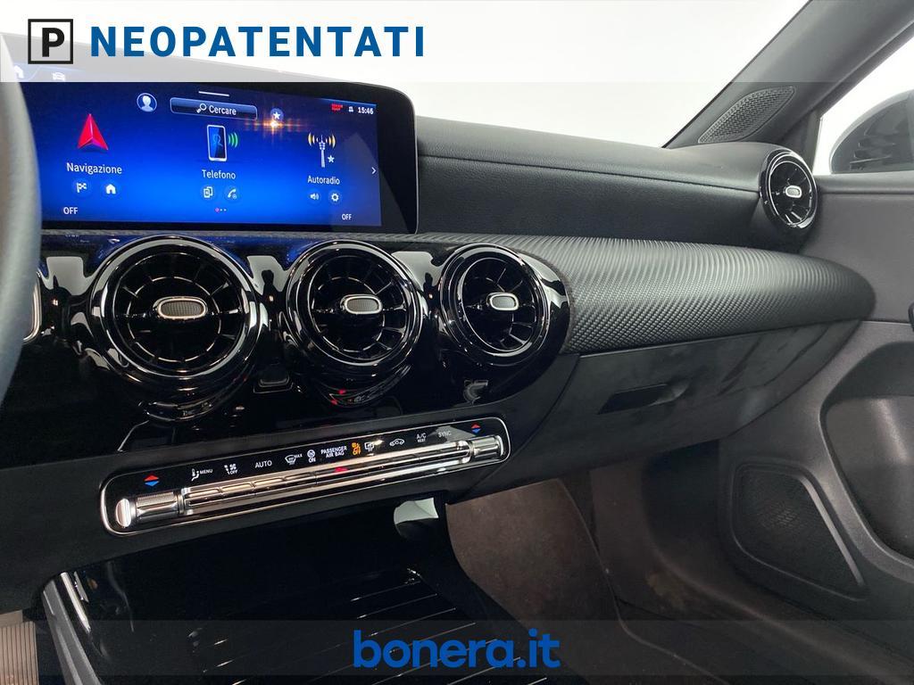 Mercedes Classe A 180 180 D Executive 8G-DCT