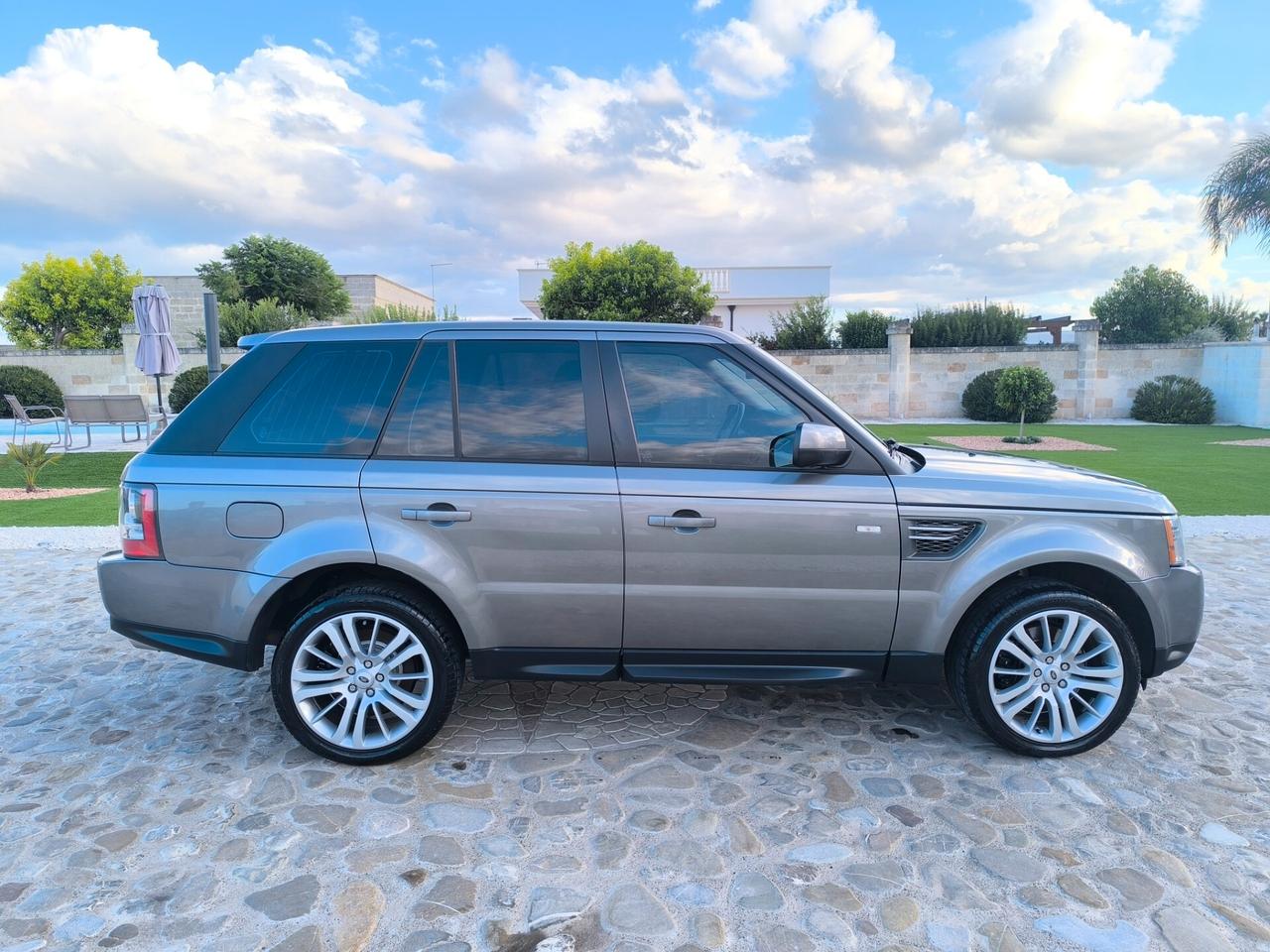 Land Rover Range Sport 3.0 SDV6 HSE perfetta in tutto
