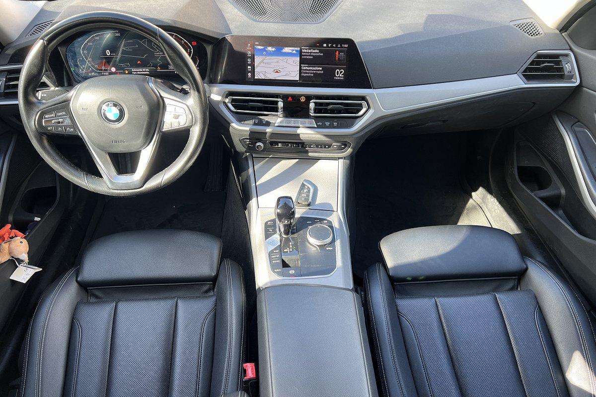 BMW 318d 48V Business Advantage