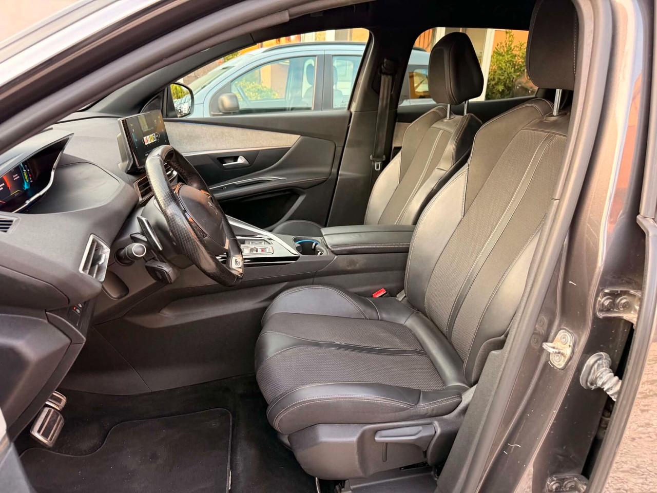 Peugeot 3008 1.6 e-EAT8 180cv GT Pack Benz/Ibrida