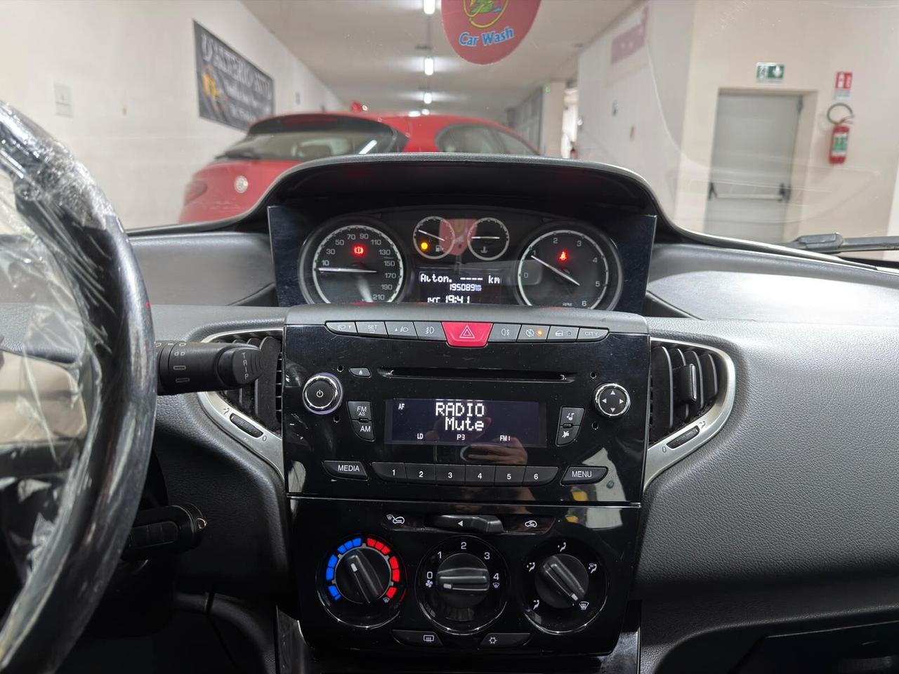 Lancia Ypsilon 1.3 MJT 16V 95 CV 5 porte S&S Platinum
