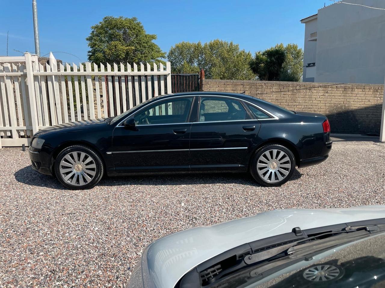 Audi A8 3.0 V6 TDI QUATTRO