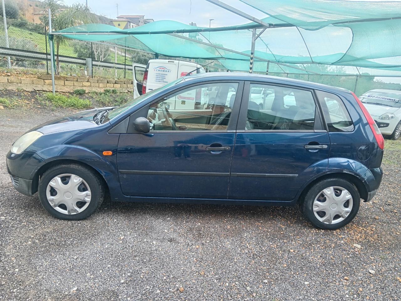 Ford Fiesta 1.2 16V 3p. Ghia