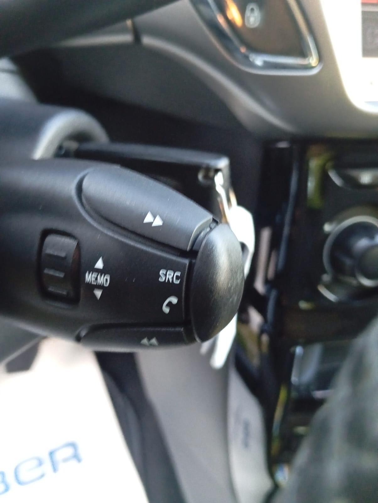 Citroen C3 BlueHDi 75 Feel unipro ben tenuta