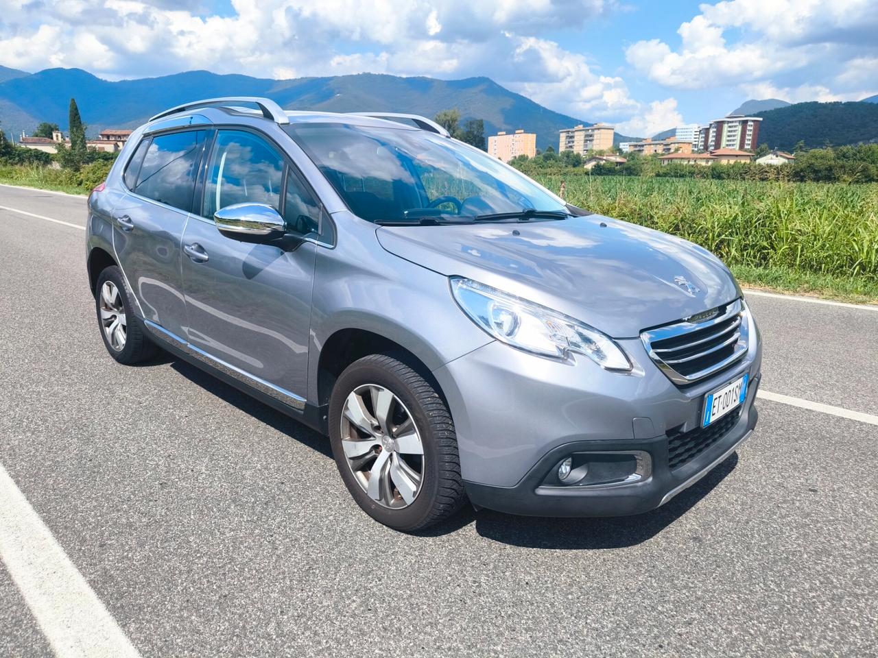PEUGEOT 2008 1,6 HDI ALLURE- CAMBIO AUTOMATICO- KM 110000