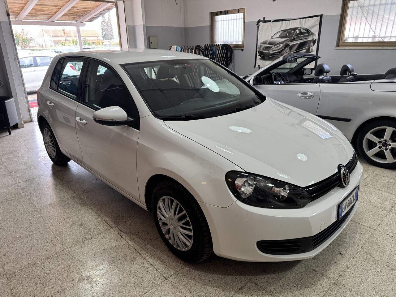 Volkswagen GOLF 6 TDi 1.6 CC. 105 cv.