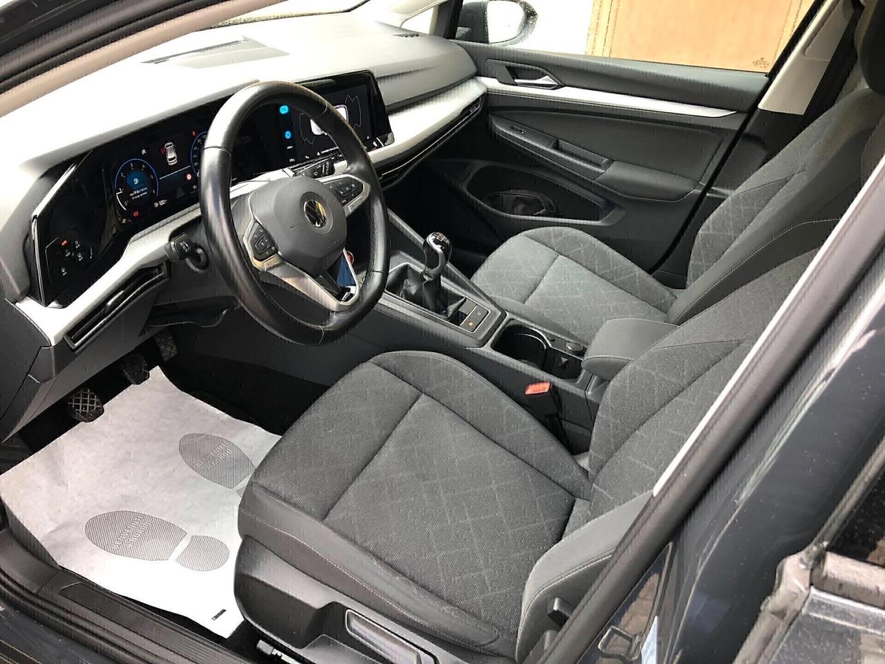 Volkswagen Golf 8 2.0 TDI 116 cv 2021 navi nuova