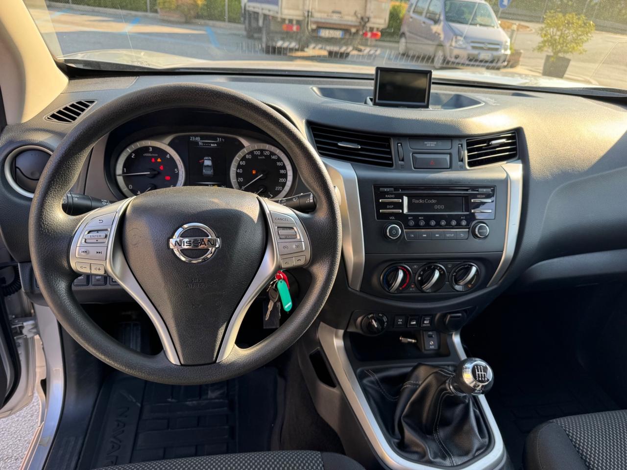 Nissan Navara 2.3 dCi 4WD King Cab, Pedana Scorrevole, hardtop