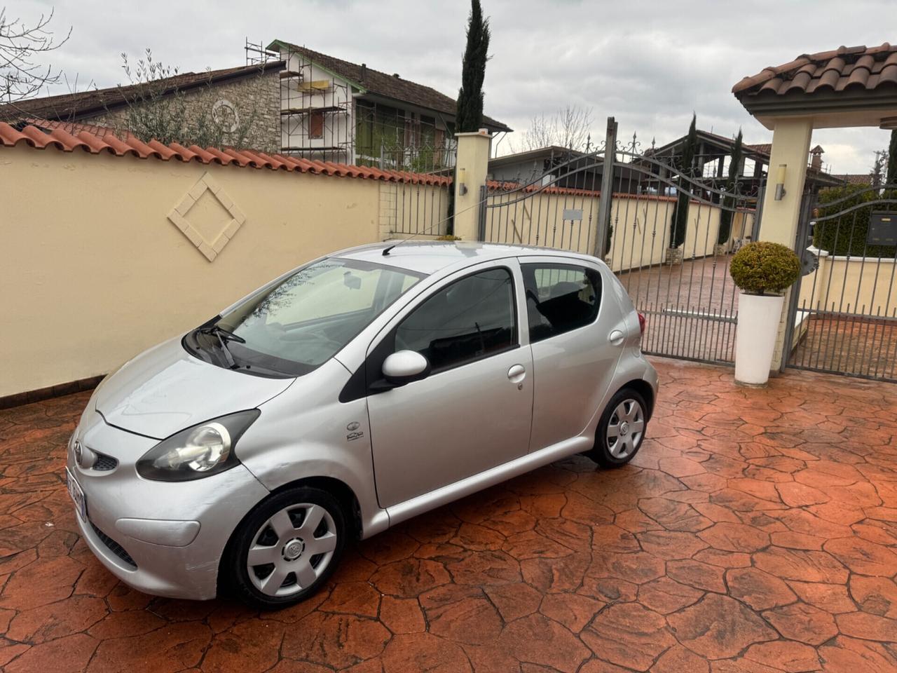 Toyota Aygo 1.0 5porte Consegna tutta Italia