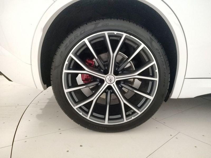 Maserati Grecale 2.0 mhev Modena 330cv auto