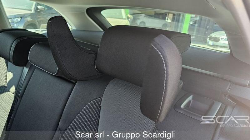 Skoda Octavia 2.0 TDI 150 CV DSG Wagon Executive con FARI MATRIX E CERCHI D 18